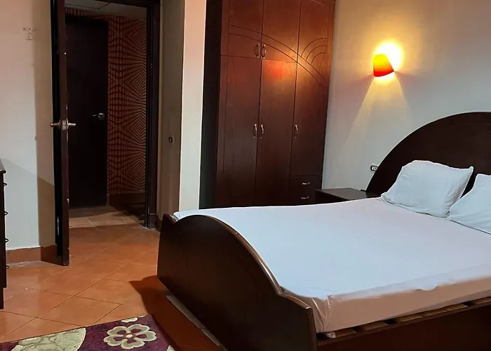 Porto Family Sea View * عين السخنة